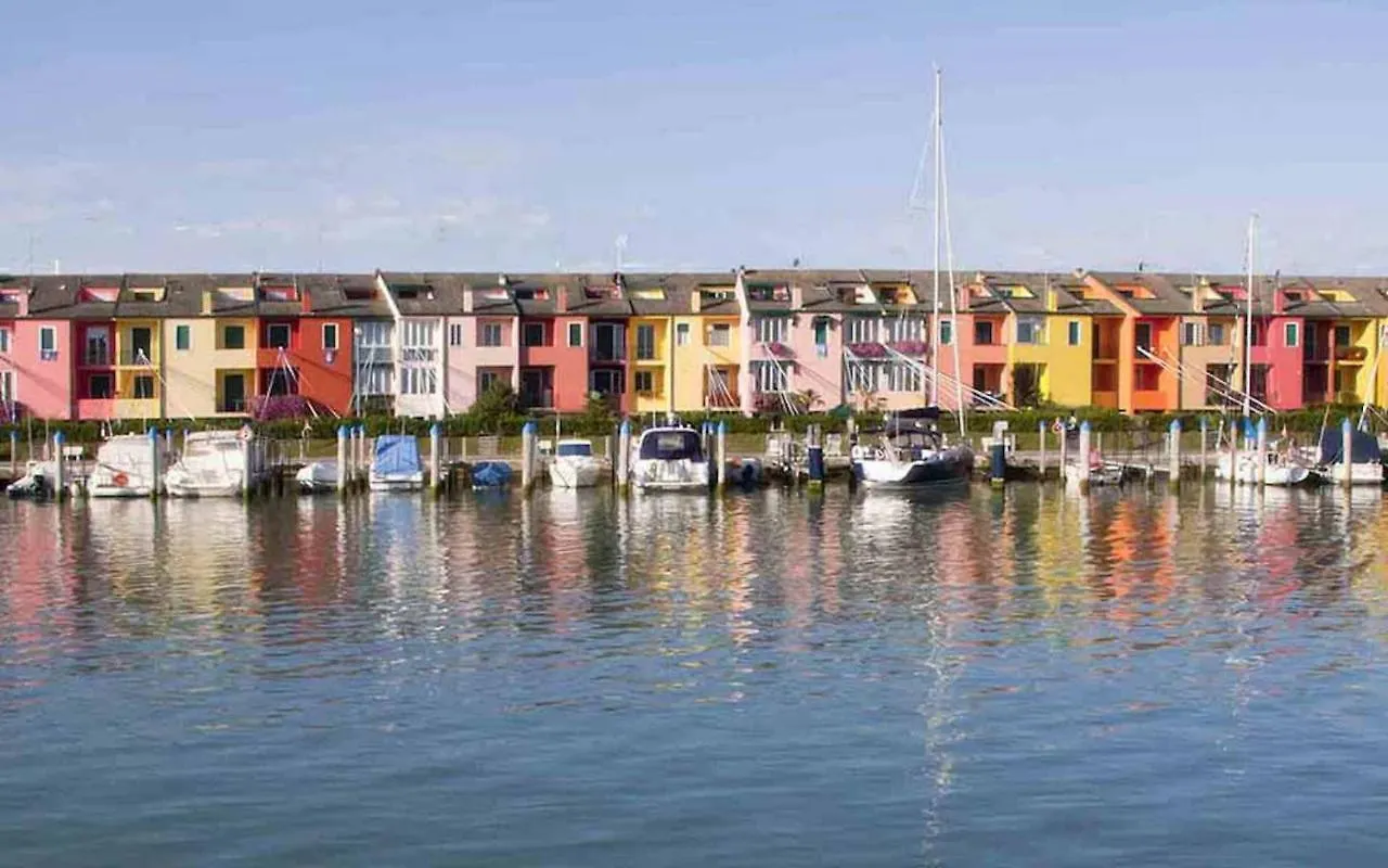 Modern Apartment In A Quiet Area - Beahost Porto Santa Margherita di Caorle Italy